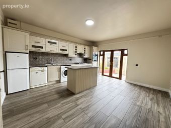 12 O'hanlon Park, Dundalk, Dundalk, Co. Louth - Image 3