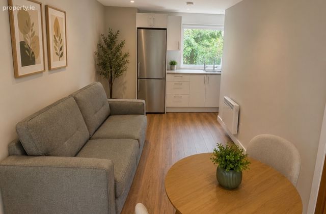 Laburnum Park, Bishopstown Avenue, Wilton, Co. Cork - Click to view photos
