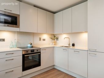 1 Bedroom Apartment, Sandyford Central, Sandyford, Dublin 18 - Image 3