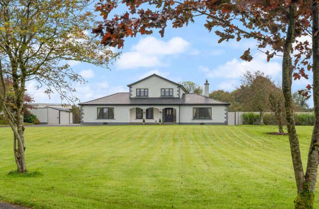 Shanagolden House, Knocknahur North, Ransboro, Co. Sligo - Click to view photos
