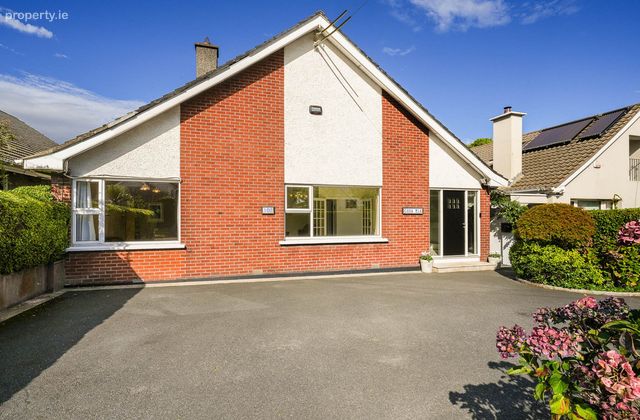 Casa Mia, 102 Avondale Road, Killiney, Co. Dublin, Killiney, Co. Dublin - Click to view photos