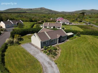 4 Milltown Houses, Dingle, Co. Kerry - Image 2