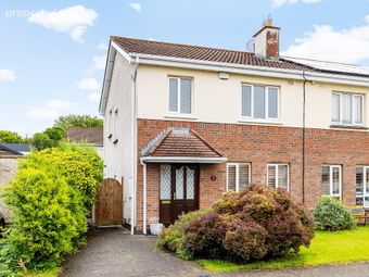 1 Castle Riada Drive, Lucan, Co. Dublin, Lucan, Co. Dublin - Image 2