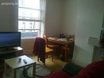 Flat D, 117 Thomas Street, Christchurch, Dublin 8 - Image 2
