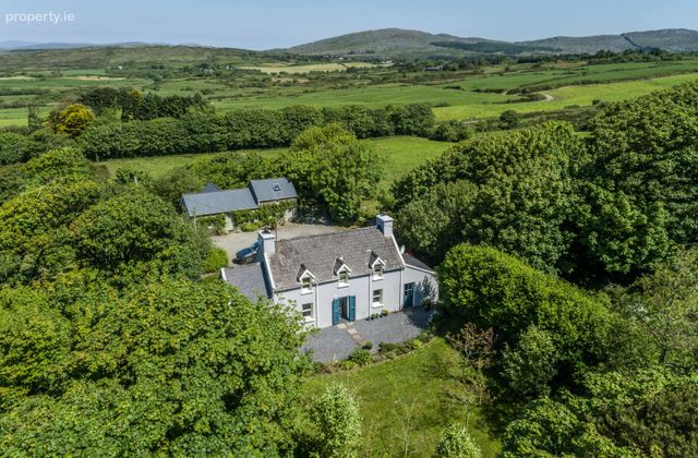 Arderawinny, Schull, Lowertown, Co. Cork - Click to view photos