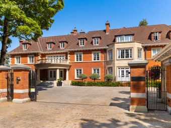 Apartment 26, Hollybrook, Foxrock, Dublin 18