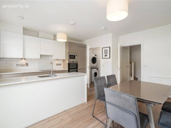 9 Shackleton Heath, Lucan, Co. Dublin, Lucan, Co. Dublin - Image 4