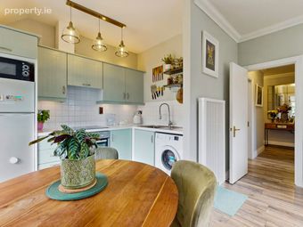Apartment 170, Hampton Square, Dublin 7 - Image 3