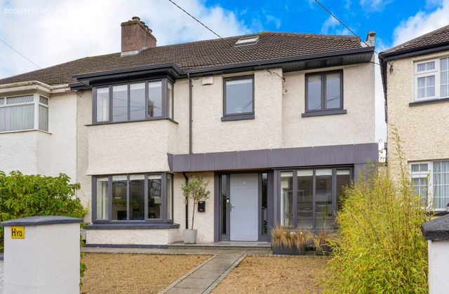 18 Trimleston Gardens, Booterstown, Co. Dublin, Booterstown, Co. Dublin - Click to view photos