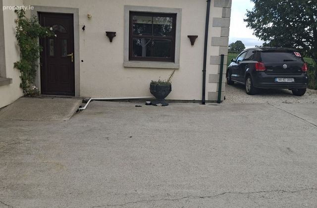 Ballynoe, Ardattin, Ardattin, Co. Carlow - Click to view photos