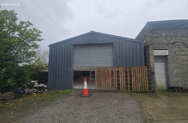 Keelnahulla, Boherbue, Co. Cork - Click to view photos