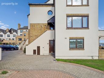 30 Marina Village, Malahide, Malahide, Co. Dublin - Image 2