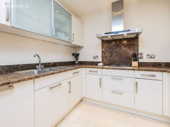 2 Bed Apartment The Willows, Sandymount, Dublin 4 - Image 2