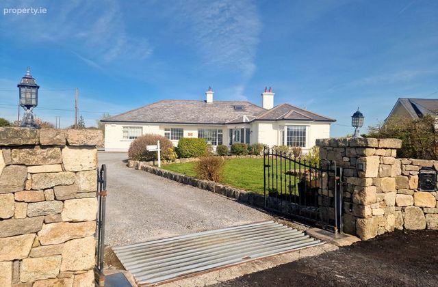 L'chaim, Cnoc&aacute;n An Bhodaigh, Furbo, Co. Galway - Click to view photos