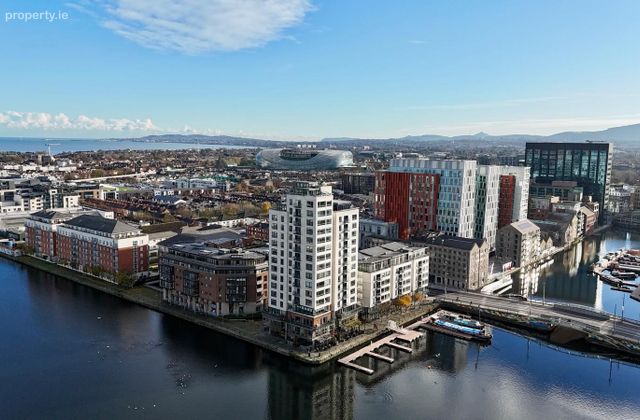 71 Millennium Tower, Charlotte Quay Dock, Grand Canal Dock, Dublin 4 - Click to view photos