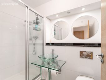 Brennanstown Square, Dublin 18, Cabinteely, Dublin 18 - Image 5