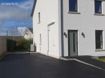 8 Drumcarbit Mews, Malin, Co. Donegal - Image 2