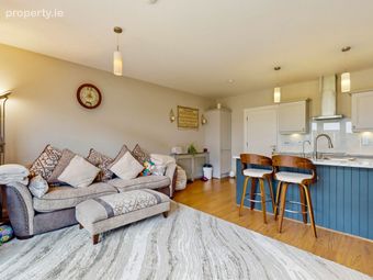 41 Hollywoodrath Drive, Hollystown, Dublin 15 - Image 3