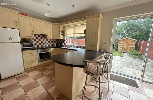 5 Lenabeg, Ennis, Co. Clare, Ennis, Co. Clare - Click to view photos