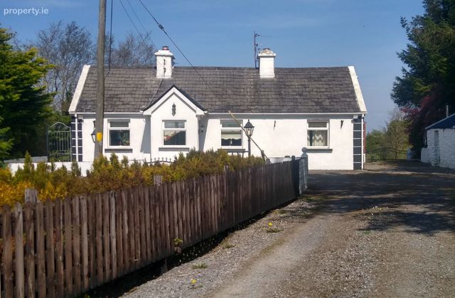 Barroe, Carracastle, Ballaghaderreen, Co. Mayo, Carracastle, Co. Mayo - Click to view photos