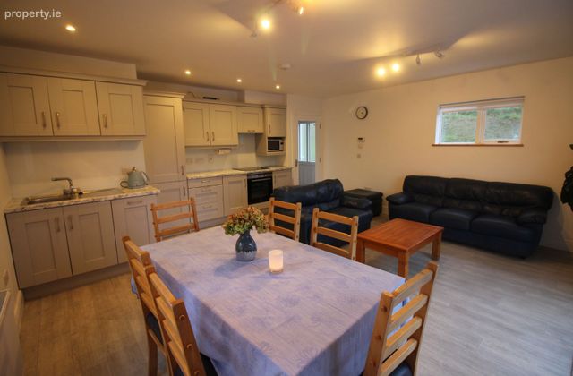 An Tig&iacute;n, Bandon, Kilbrittain, Co. Cork - Click to view photos