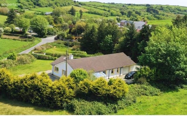 Rouryglen, Rosscarbery, Co. Cork, Glandore, Co. Cork - Click to view photos