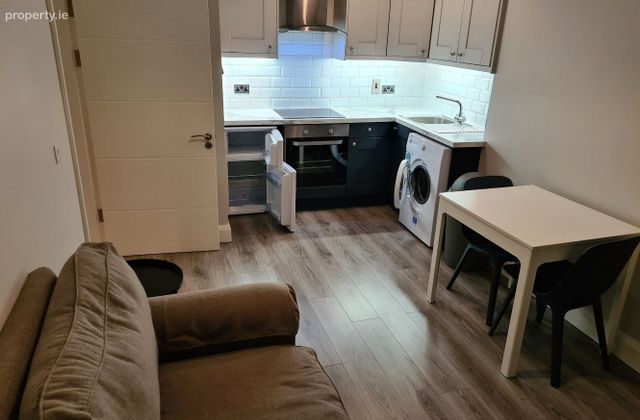 Flat 2, 13 Harold's Cross Road, Dublin 6w, Harold's Cross, Dublin 6w - Click to view photos