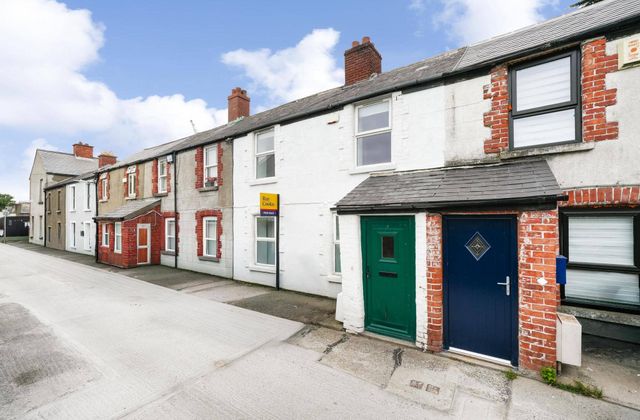 5 Priestfield Cottages, Dublin 8, Dublin 8 - Click to view photos