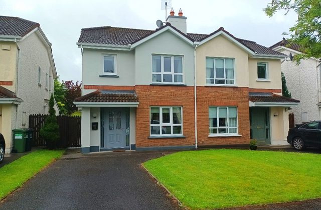 114 Clonminch Wood, Gayfield, Tullamore, Co. Offaly - Click to view photos