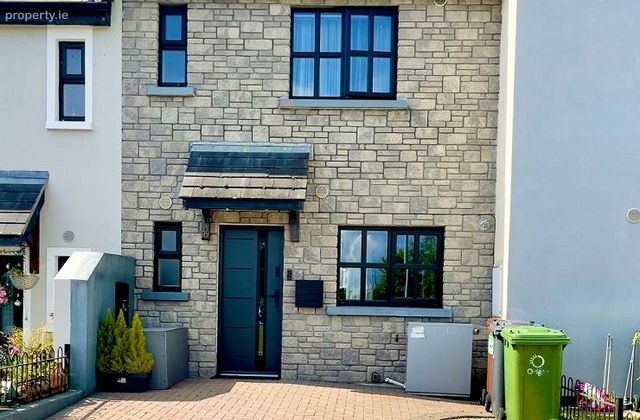 95 Cois Na Habhainn, Station Road, Moate, Co. Westmeath - Click to view photos
