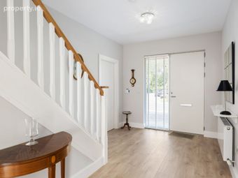 71 Brighton Wood, Dublin 18, Foxrock, Dublin 18 - Image 3