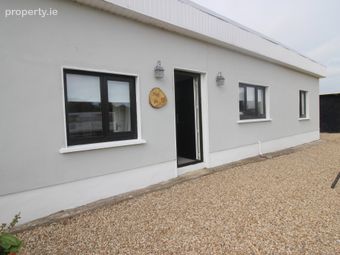 Apt Newtown Donore, Caragh, Naas, Co. Kildare, Carragh, Co. Kildare