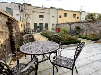 37 Baggot Street Lower, Dublin 2 - Image 4