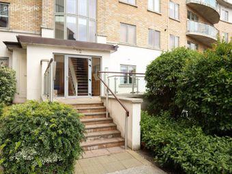 Apartment 11, The Elm, Rockfield, Dundrum, Dublin 16 - Image 2
