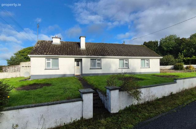 Gurteen, Cloonfad, Ballyhaunis, Co. Rosscommon, Cloonfad, Co. Roscommon - Click to view photos