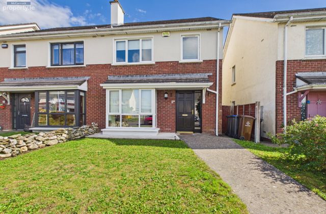 30 The Crescent, Ashfield, Bagenalstown, Co. Carlow, Tullow, Co. Carlow - Click to view photos