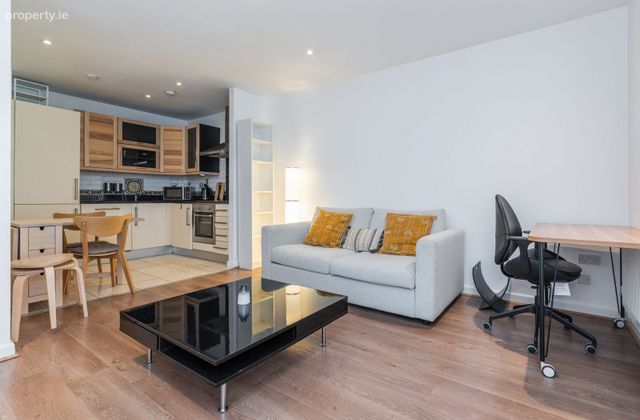 Apartment 2, 30 James's Walk, Rialto, Dublin 8 - Click to view photos