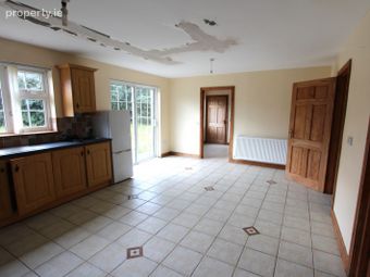 14 Oisn Vale, Emyvale, Co. Monaghan - Image 4