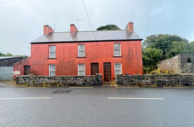 Kilfenora, Ennis, Kilfenora, Co. Clare - Click to view photos