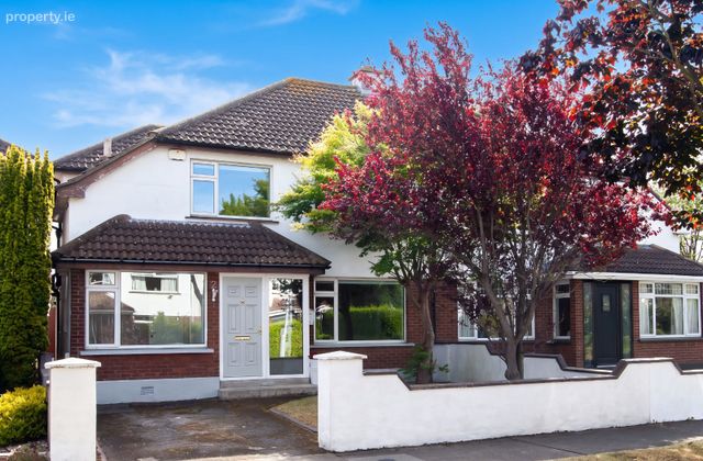 2 Carrick Court, Portmarnock, Portmarnock, Co. Dublin - Click to view photos