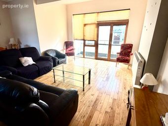 Apartment 8, The Elms, Spencer Manor, Castlebar, Co. Mayo - Image 2