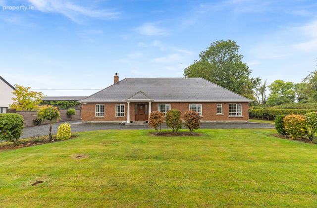 Lagore Little, Ratoath, Co Meath, Ratoath, Co. Meath - Click to view photos