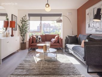 Large 3 Bedroom House, Adamstown, Adamstown, Co. Dublin - Image 4