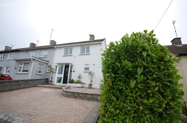 Grace O'malley Road, Howth, Dublin 13 - Click to view photos