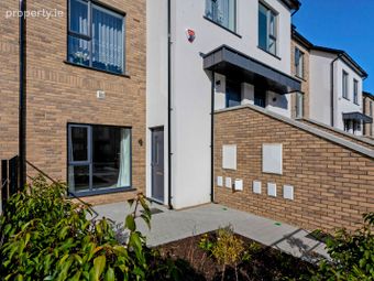17 Graydon Crescent, Newcastle, Baldonnell, Dublin 22 - Image 2