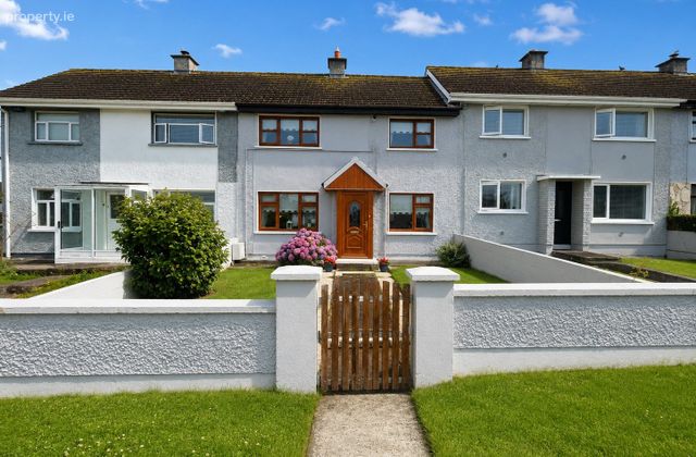 12 Walnut Court, Kennedy Park, Limerick City Centre, Co. Limerick - Click to view photos