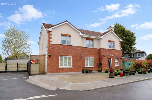 Burren View Creche, 76a Burren View, Ennis Road, Gort, Co. Galway, Gort, Co. Galway - Click to view photos