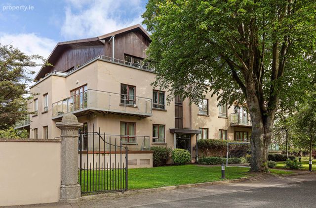 2 Rosehaven, Castleknock, Dublin 15, Castleknock, Dublin 15 - Click to view photos