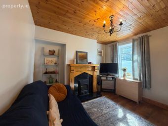 29 Emer Terrace, Castletown Road, Dundalk, Co. Louth - Image 4