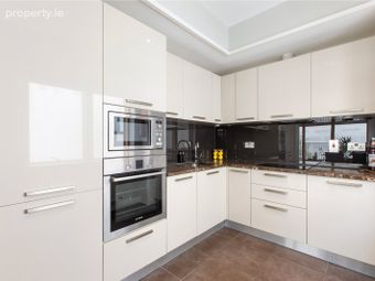 193 Sancton Wood, Heuston South Quarter, Saint John's Road, Dublin 8, Dublin 8 - Image 3